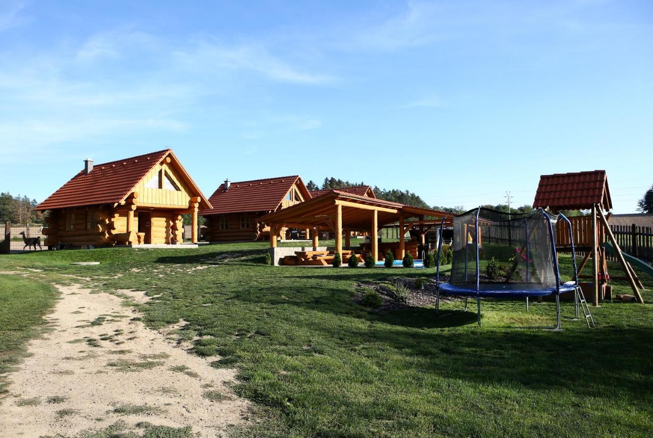 Na Samote Ve Srubu Villa Plzen Bagian luar foto